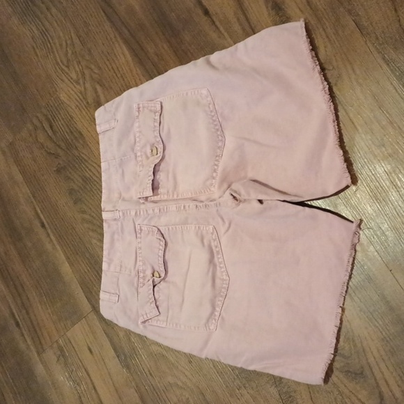 J. Crew Dusty Pink Cut Off Bermuda Shorts A8 - Picture 5 of 6